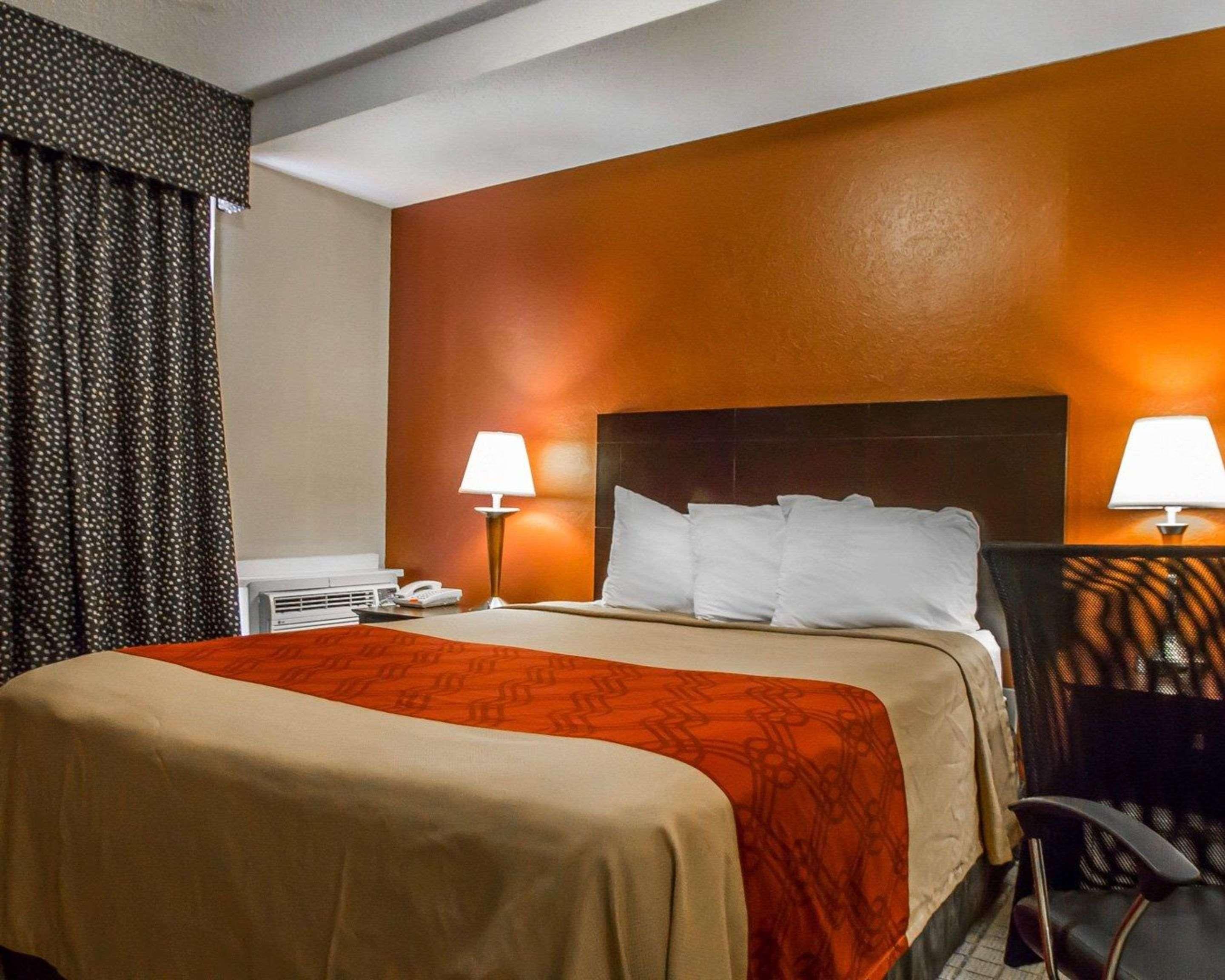 Econo Lodge Inn & Suites Old Saybrook - Westbrook מראה חיצוני תמונה