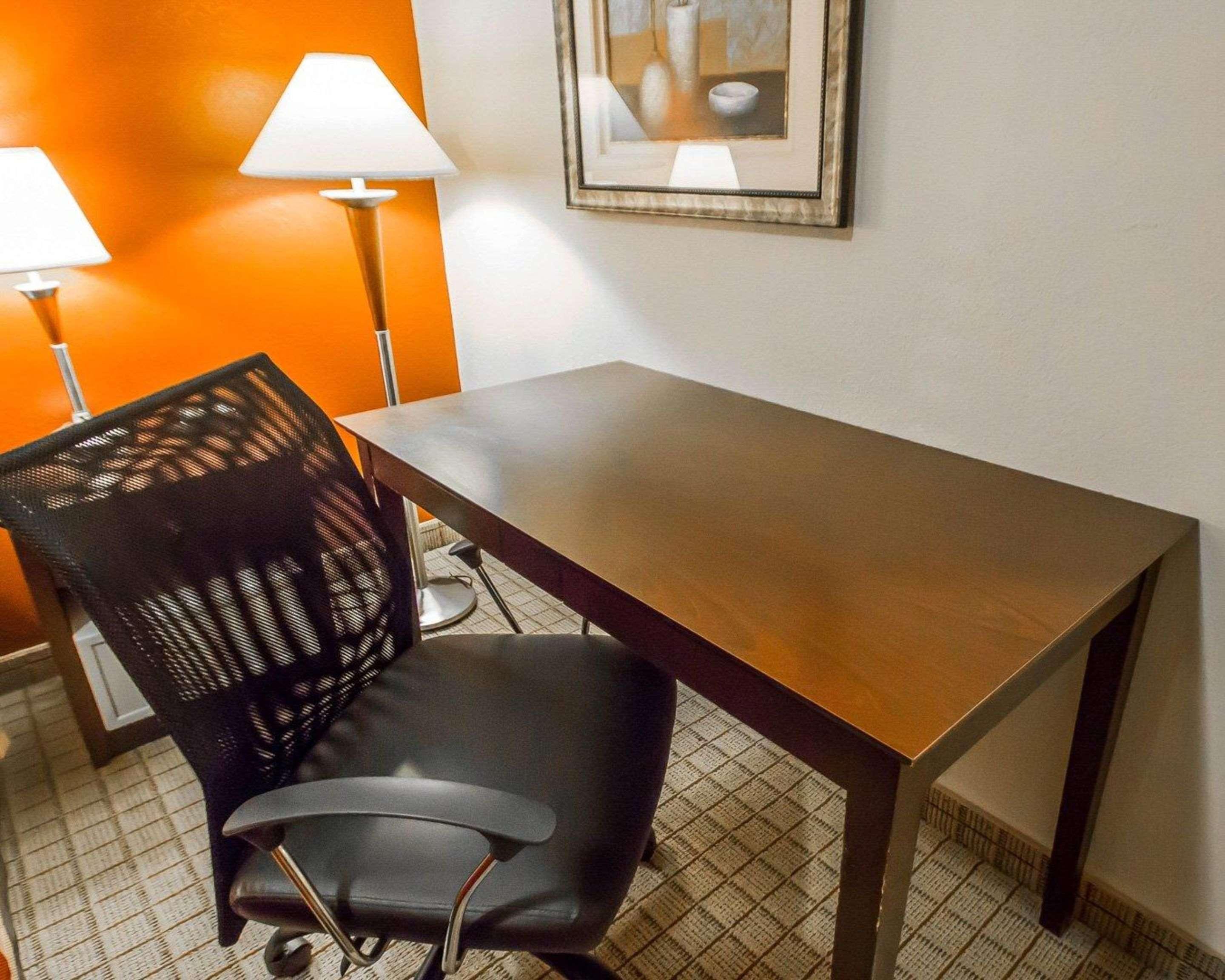 Econo Lodge Inn & Suites Old Saybrook - Westbrook מראה חיצוני תמונה