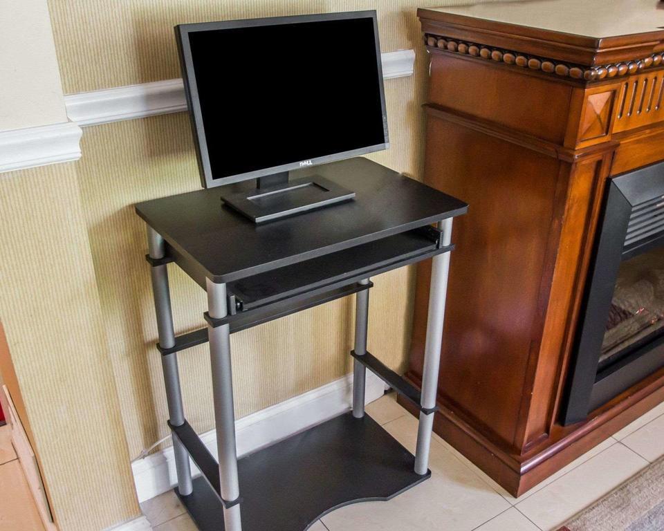 Econo Lodge Inn & Suites Old Saybrook - Westbrook מראה חיצוני תמונה