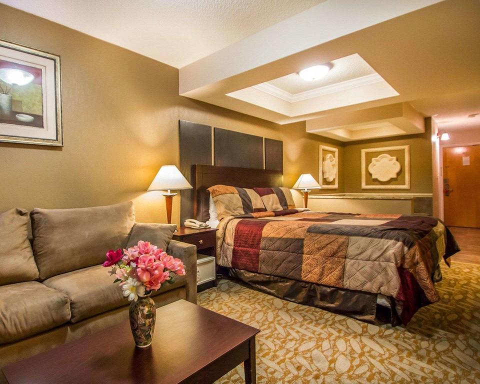 Econo Lodge Inn & Suites Old Saybrook - Westbrook מראה חיצוני תמונה