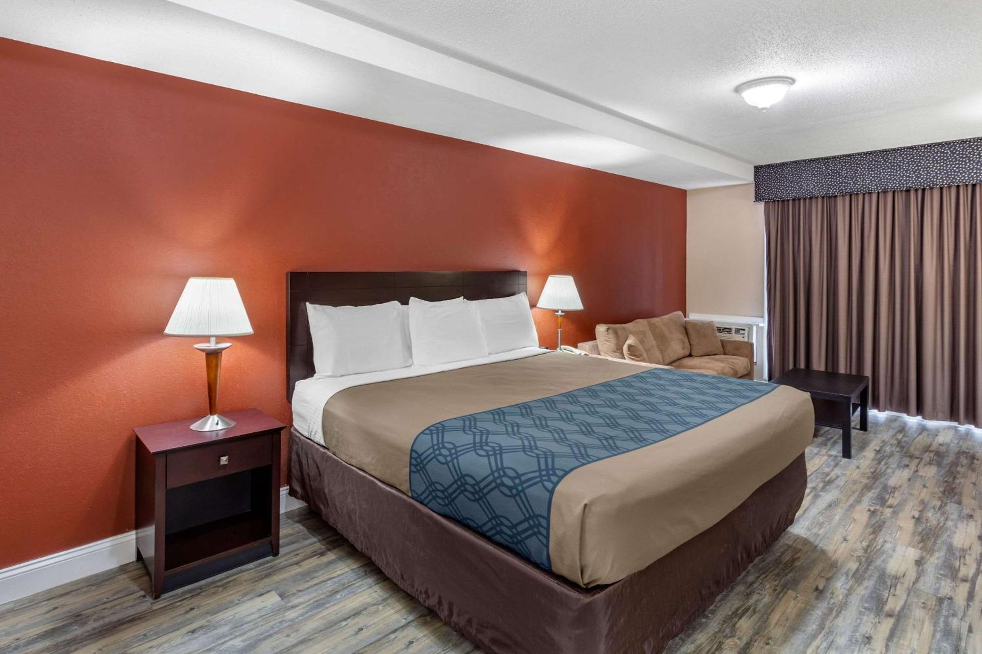 Econo Lodge Inn & Suites Old Saybrook - Westbrook מראה חיצוני תמונה