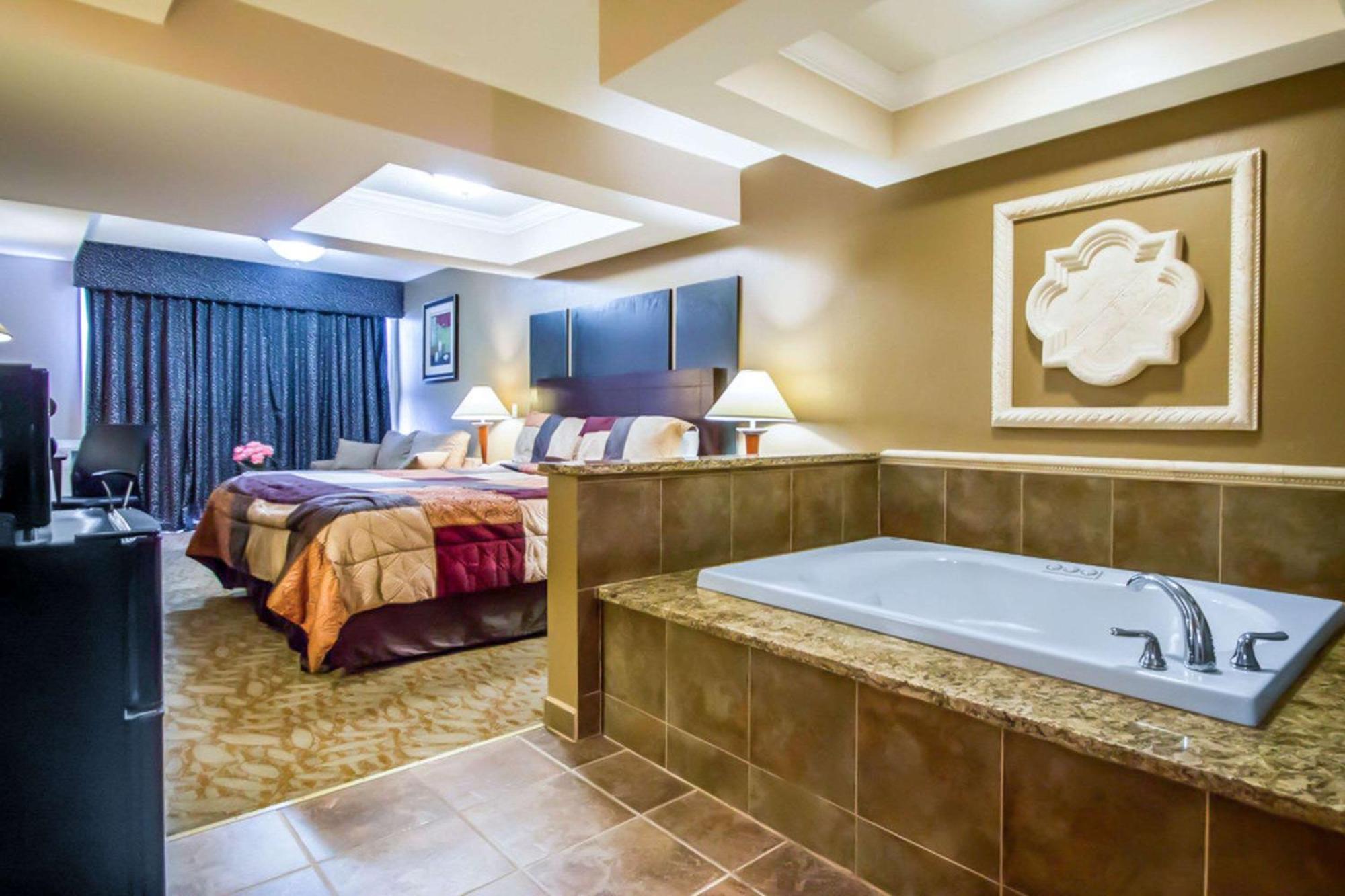 Econo Lodge Inn & Suites Old Saybrook - Westbrook מראה חיצוני תמונה