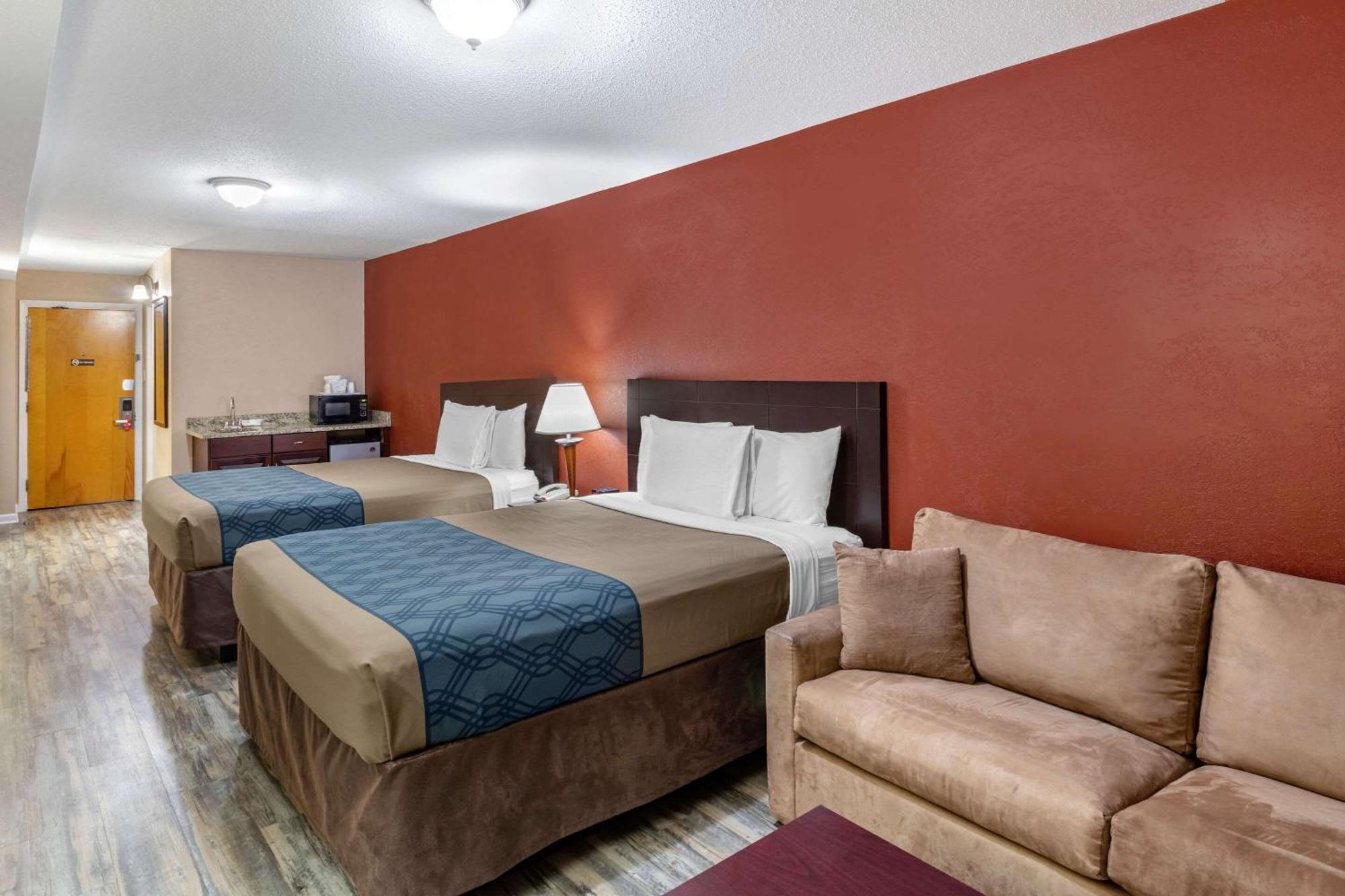 Econo Lodge Inn & Suites Old Saybrook - Westbrook מראה חיצוני תמונה