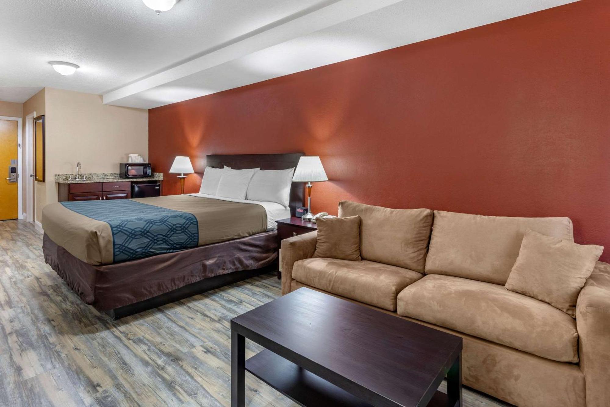 Econo Lodge Inn & Suites Old Saybrook - Westbrook מראה חיצוני תמונה
