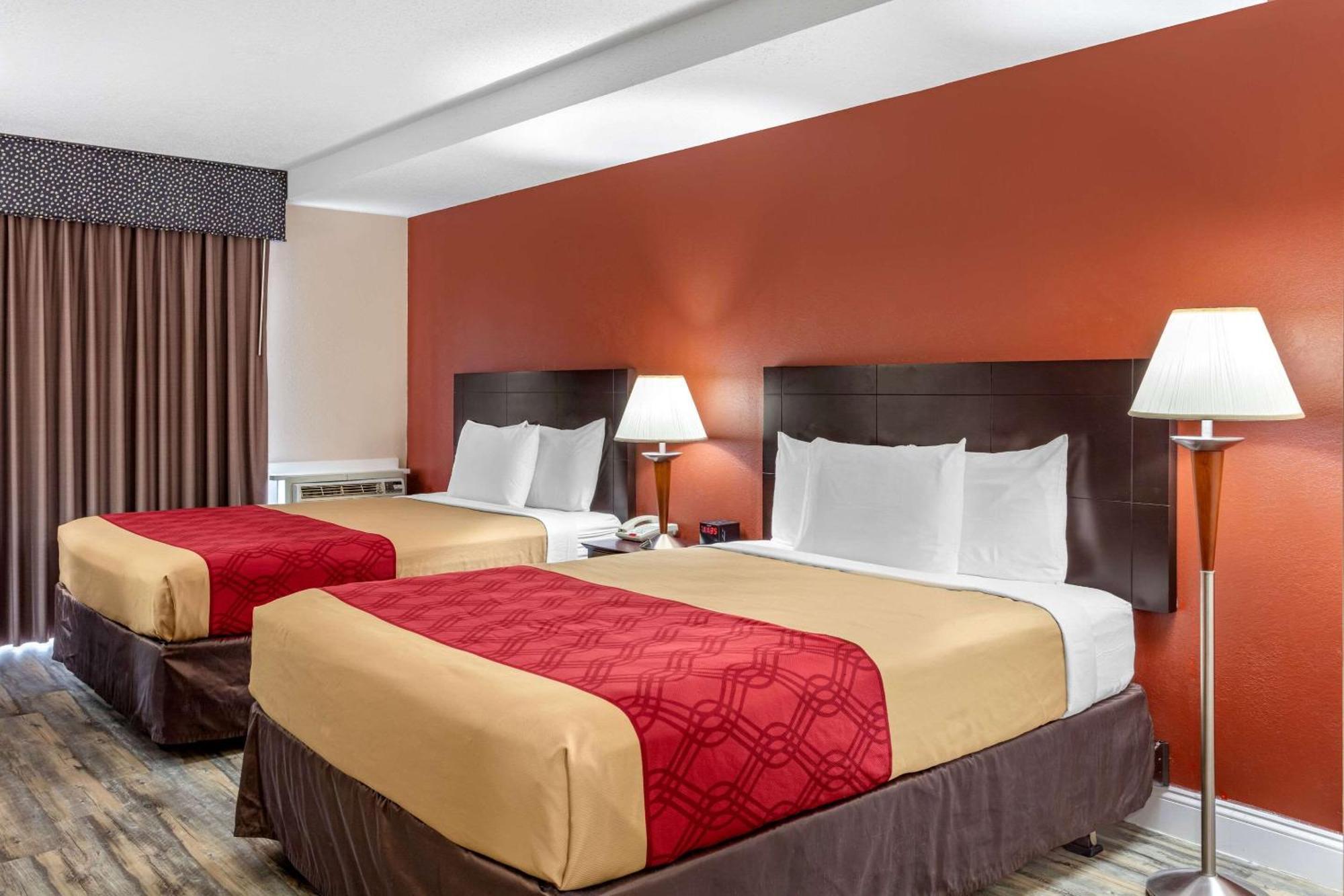 Econo Lodge Inn & Suites Old Saybrook - Westbrook מראה חיצוני תמונה