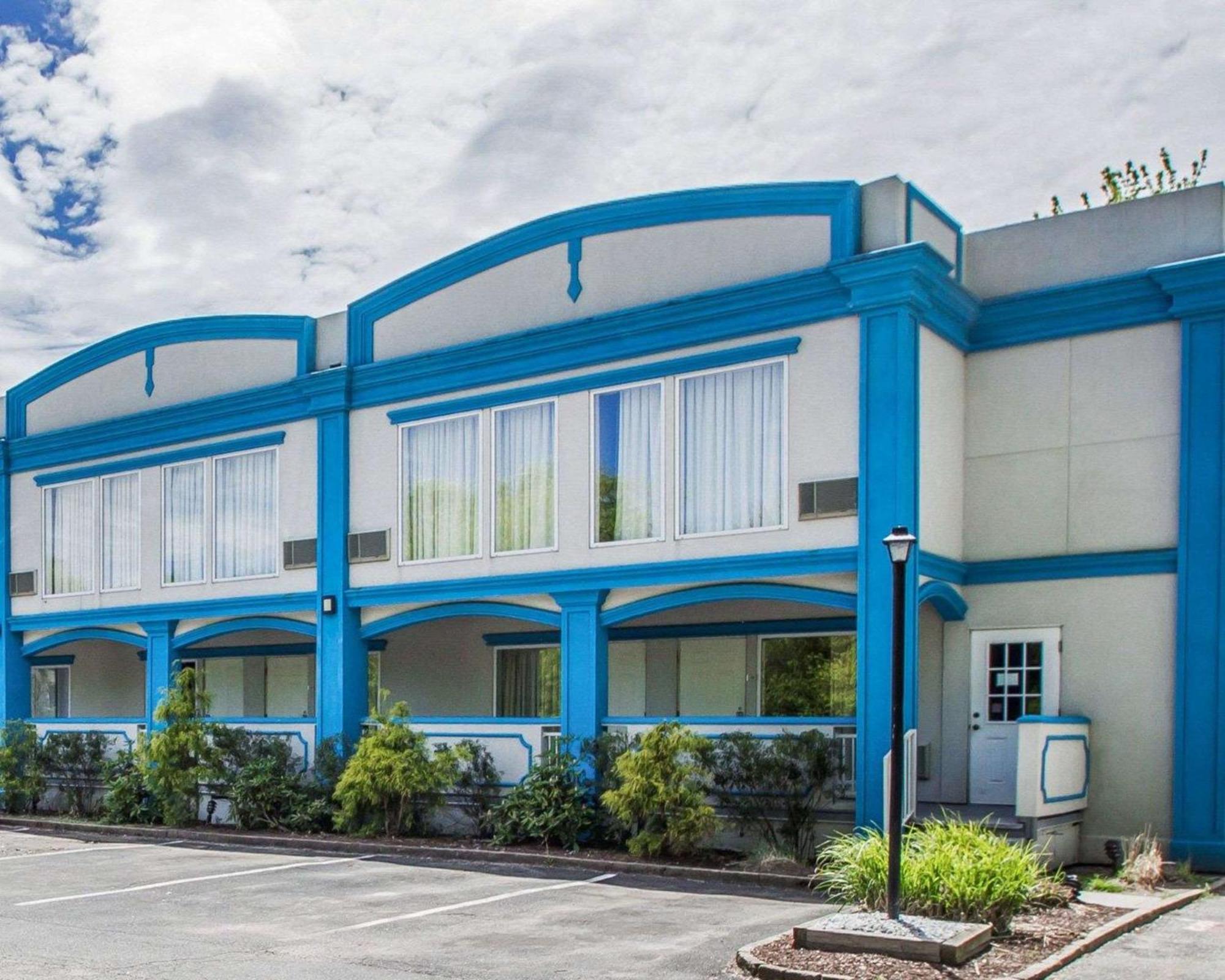 Econo Lodge Inn & Suites Old Saybrook - Westbrook מראה חיצוני תמונה