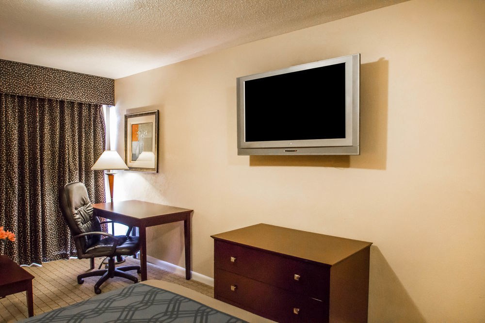 Econo Lodge Inn & Suites Old Saybrook - Westbrook מראה חיצוני תמונה